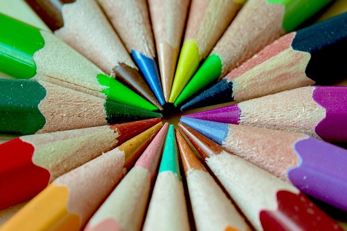 How the role of a Teaching Assistant can make a difference. Pencils in a circle.