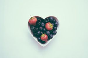 Mind diet. Blueberries and strawberries in a bowl